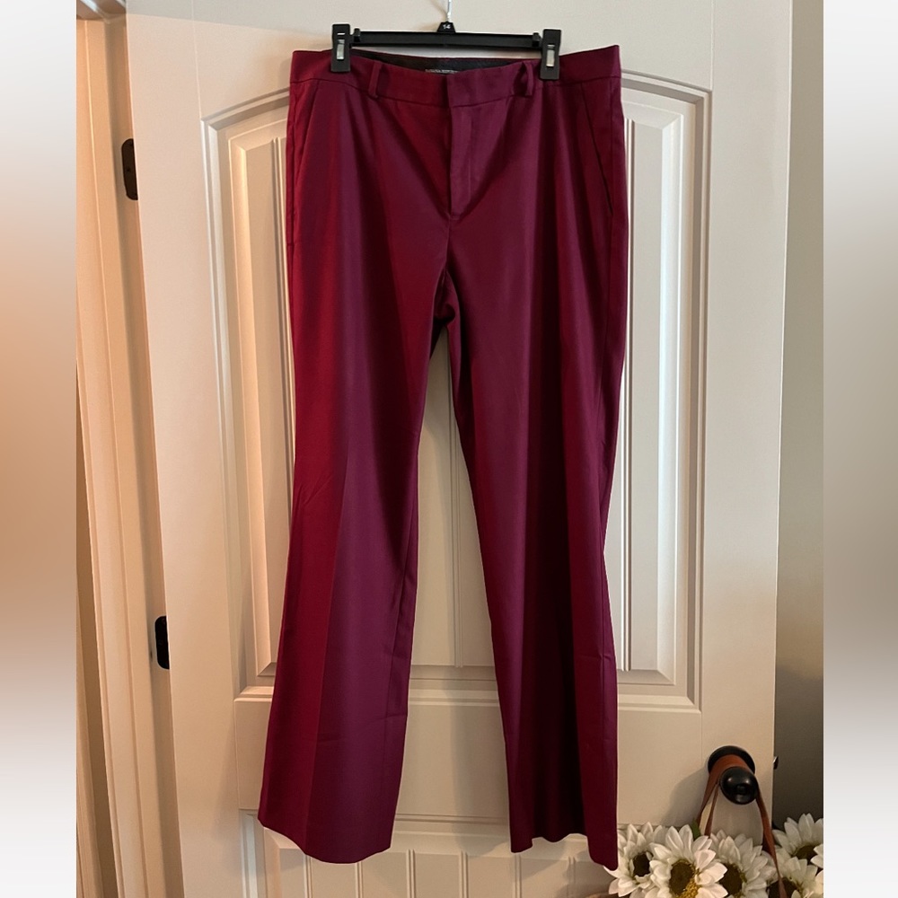 Banana Republic burgundy dress pants,size 14.